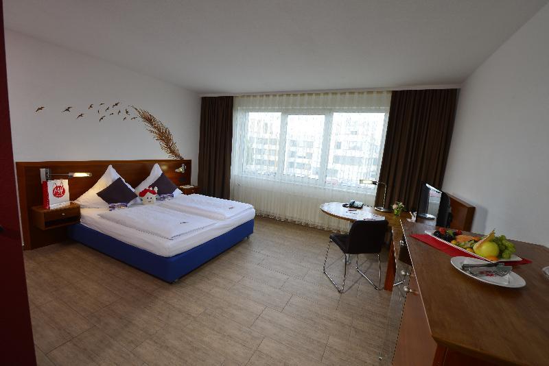 Michel Hotel Frankfurt Airport Rüsselsheim Exteriér fotografie